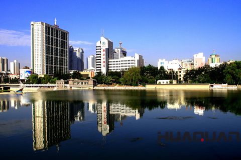 『隨華全，觀天下』 ——走進承德