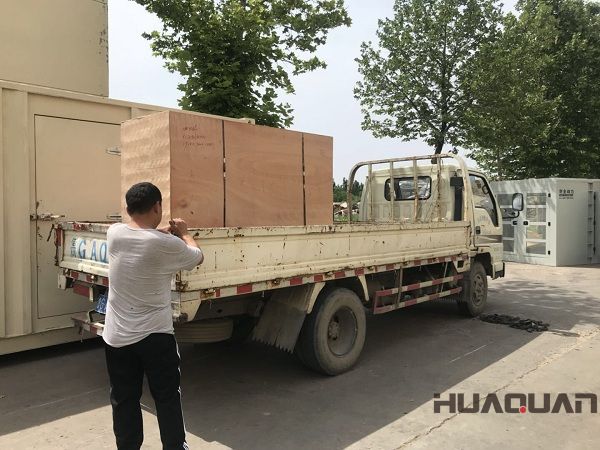 一臺30kw柴油發(fā)電機組于2018年5月3日成功發(fā)往廣東省深圳市