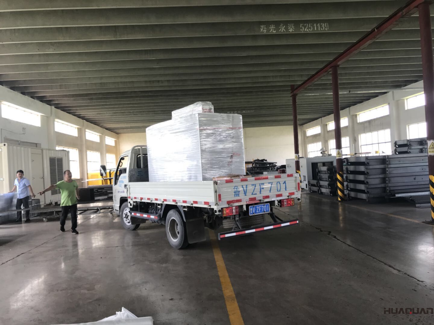 發貨了！7月19號一臺HQ100GF靜音箱型柴油發電機組以發往湖北