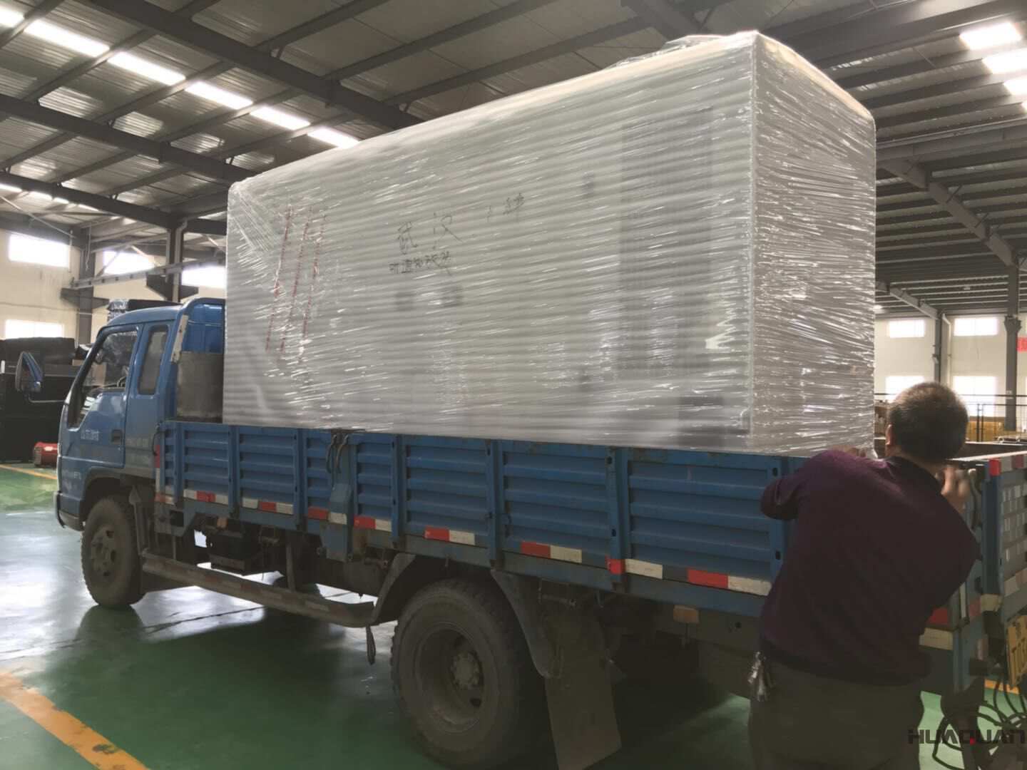 發(fā)貨了！9月8日一臺(tái)100kw靜音箱型柴油發(fā)電機(jī)組已發(fā)往廣東